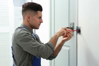 Local Locksmiths and Handymen
